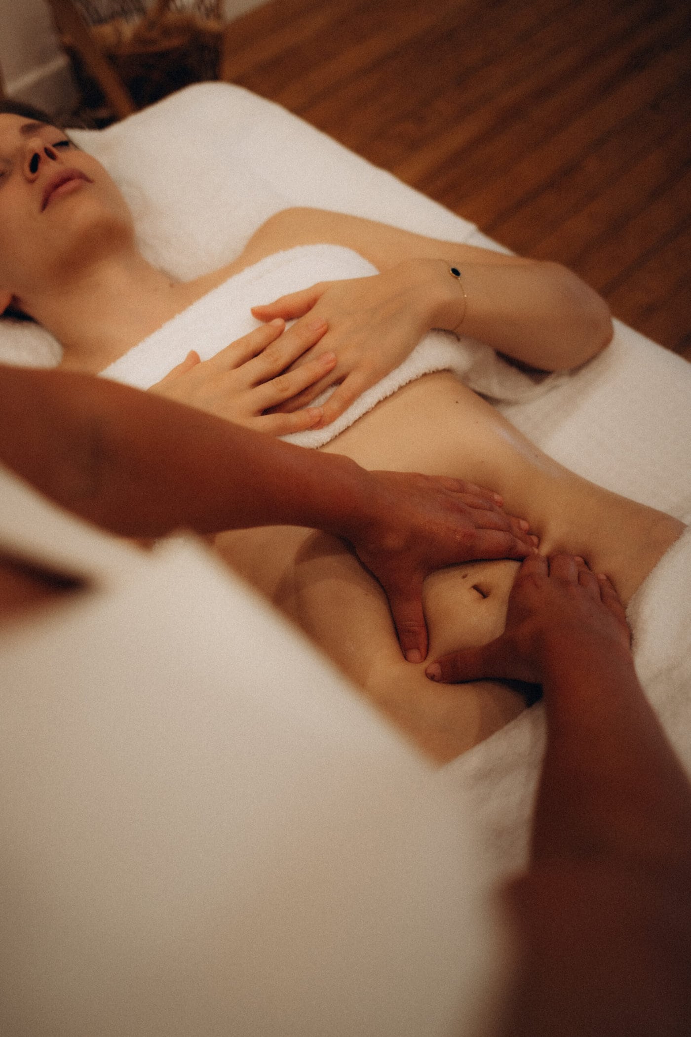 massages biarritz kobido drainages renata frança chi nei tsang hydrafacial massage prénatal 